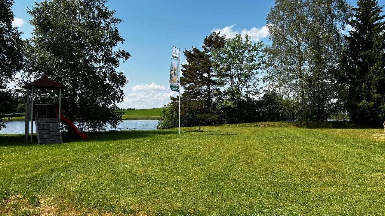 Direkt Am See Mit Bergblick 希格 外观 照片